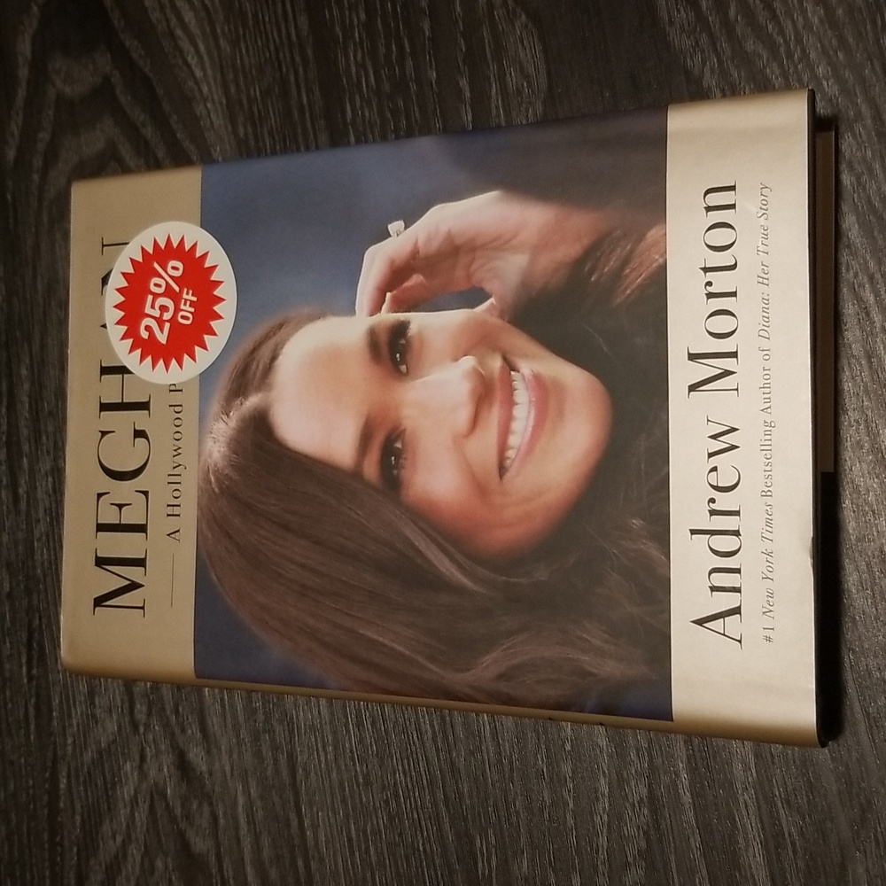Hardcover  Meghan A Hollywood princess